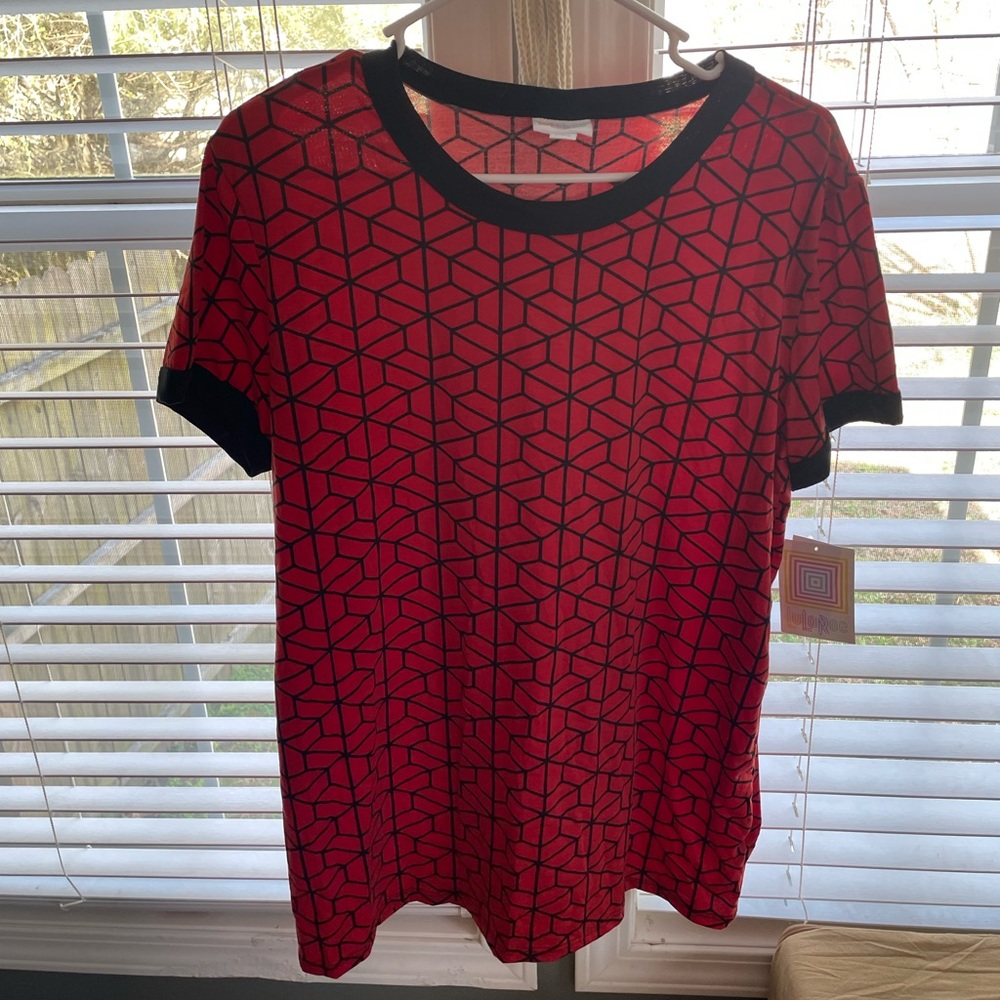 LuLaRoe shirt